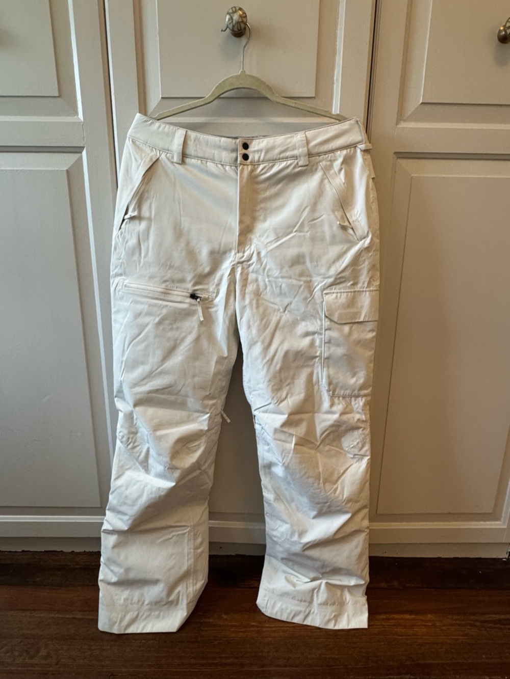 Stoic Women's Insulated Snow Pant in Egret (Ivory) sz M 31" Inseam